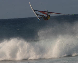 Francisco Porcella in azione all'Aloha Classic